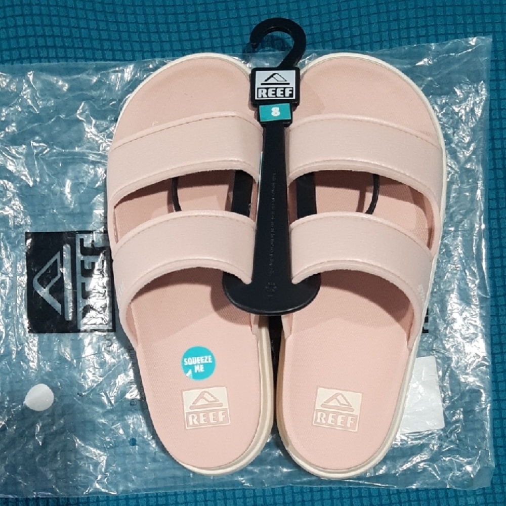 Reef Pink and Teal Slide Lightweight Sandals. Ridiculously Confortable.